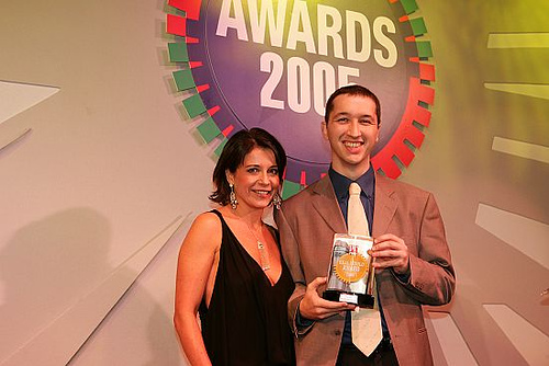 Pascal Chevrel receiving the PC Pro award in name of the Mozilla Project